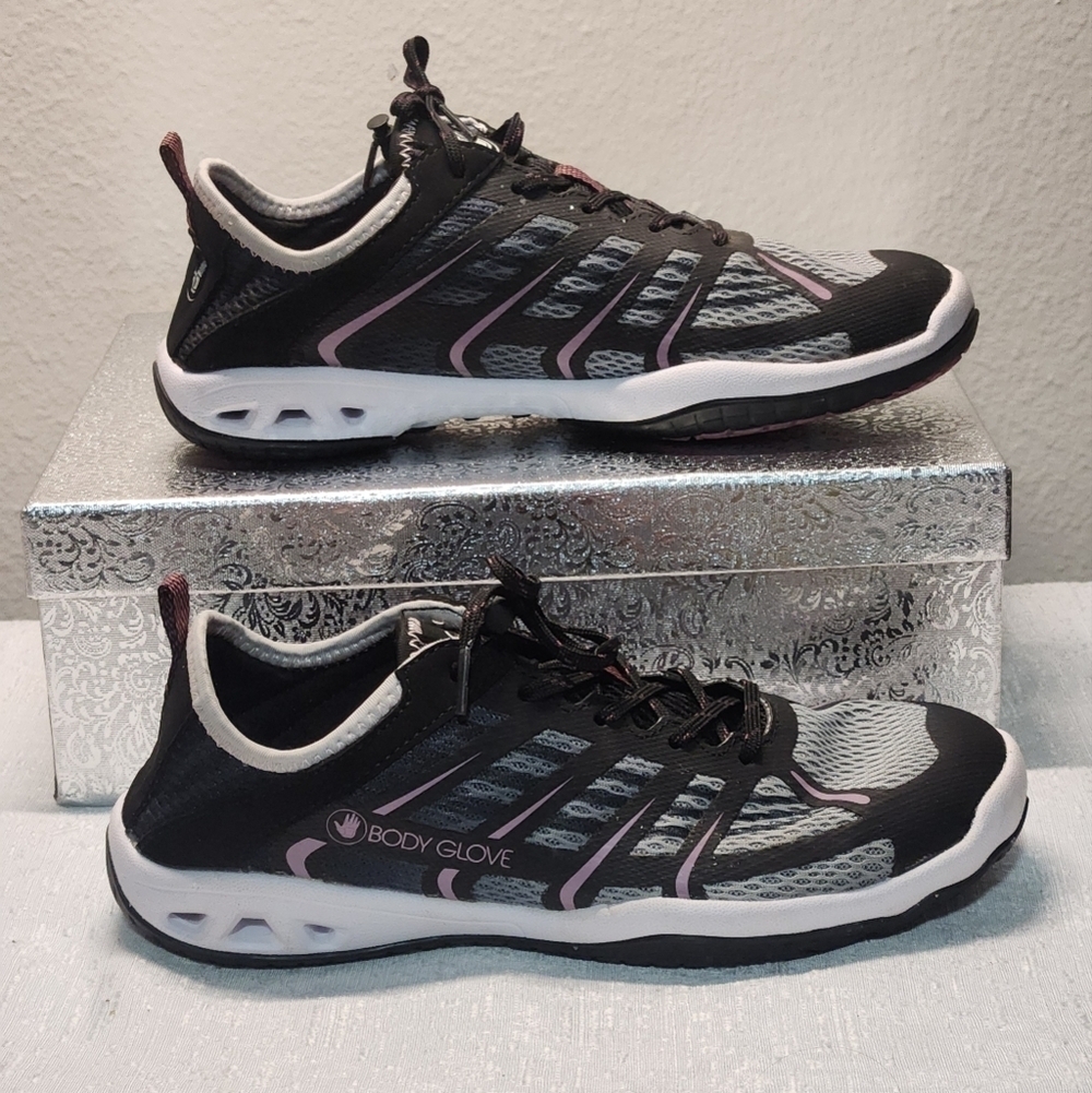 Body Glove Women's Black and Pink Athletic Shoes Size 8.